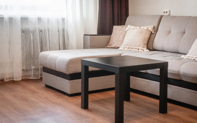 Dvukhkomnatnaya V Tsentre Goroda Flat