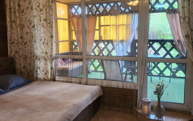 Chudesnoe Mesto Guest House