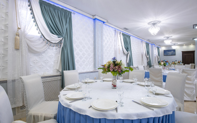 Отель Гранд Лион