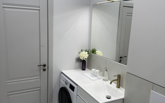 Na Primorskoy 31 Flat