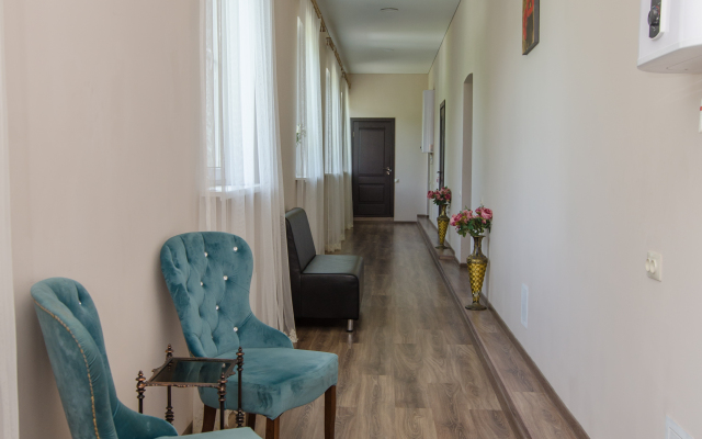 Nomer Na Beryozovskoy Apartments