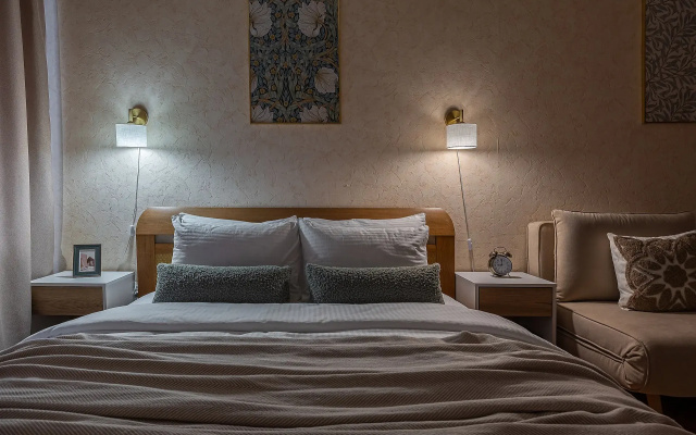 Apartamenty trehkomnatnye v 4km ot Kremla Sova-Dom