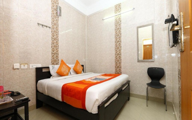 Green Galaxy Hotel