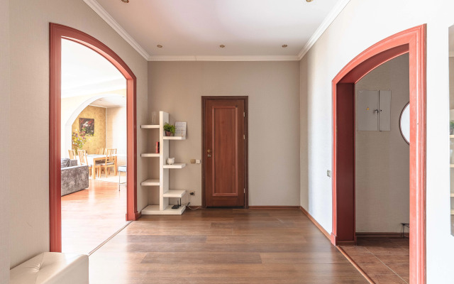 Квартира У Ростральных Колонн