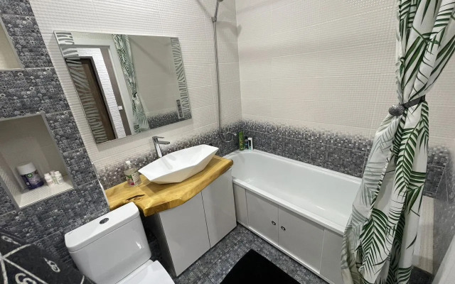 Yarkaya Dizajnepskaya Na Naberezhnoj Flat