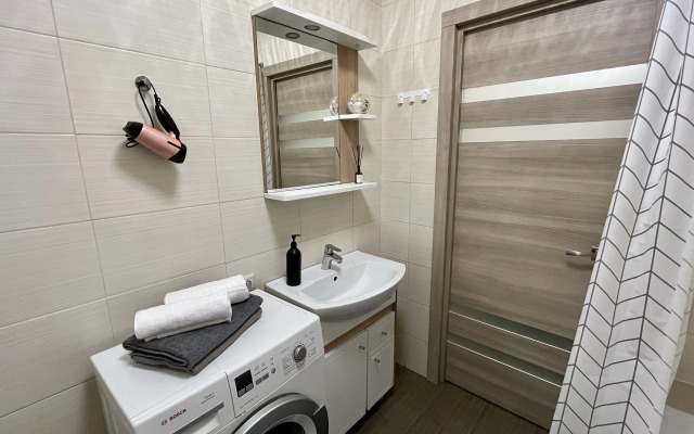 Апартаменты 306