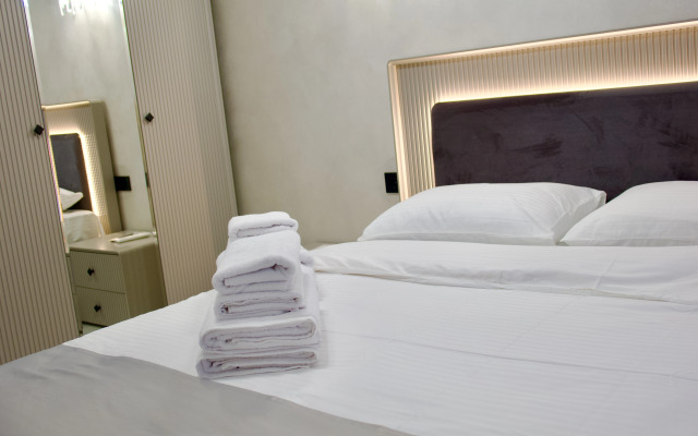 V Tsentre Goroda Flat