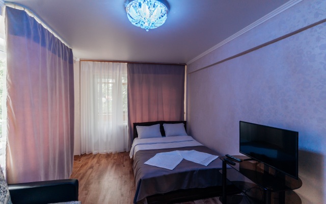 Апартаменты на Маршала Жукова 40