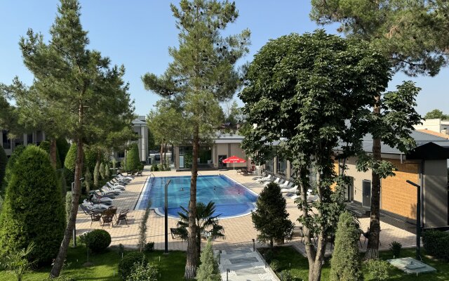 Club 777 Hotel