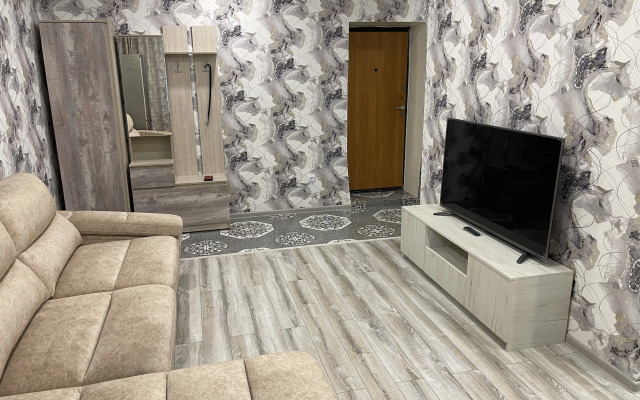 Апартаменты на Проспекте Строителей 27-4