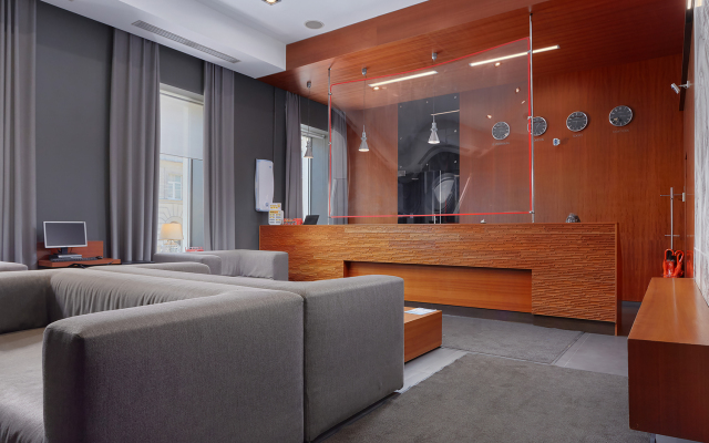 Pyatiy Ugol Hotel
