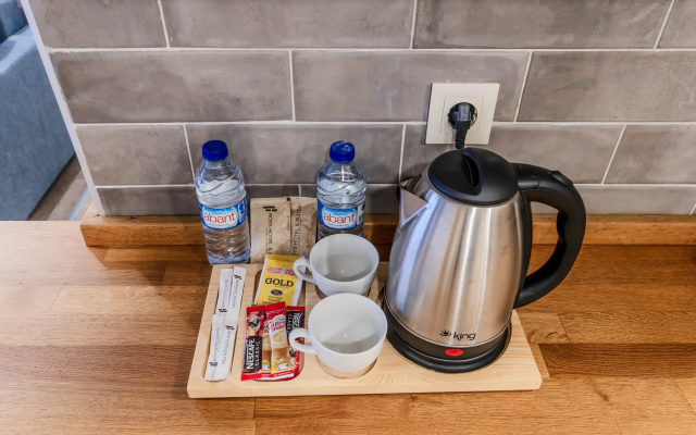 Отель Roys Hotel & Suites