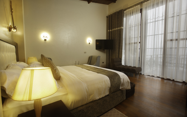 Gorilla Heights Lodge Hotel