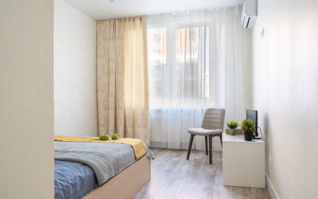 Vesna Na Izmaylovskom Flat