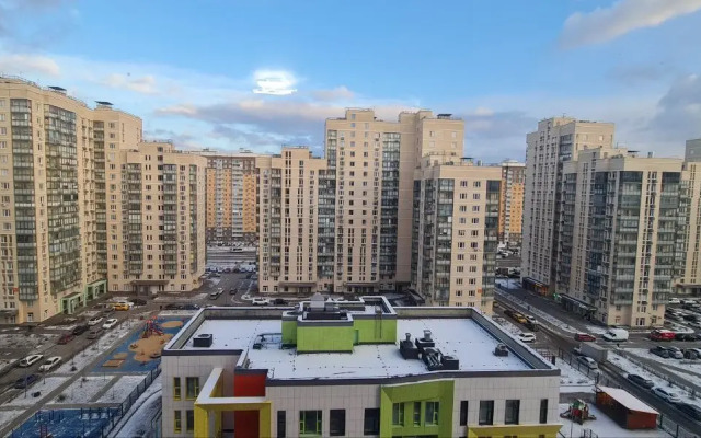 Sovremennaya v novom zhilom komplekse Flat