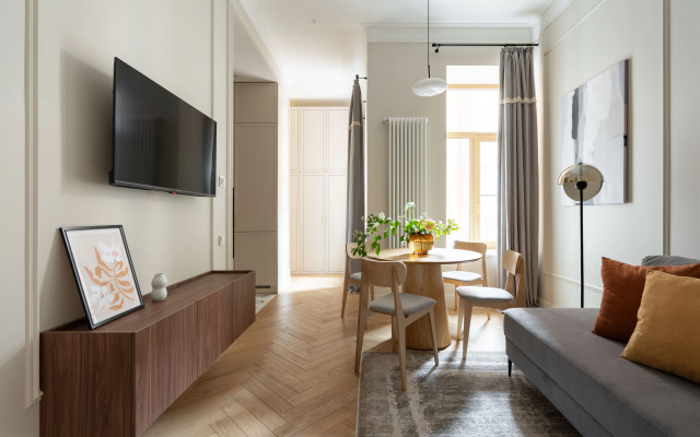 Апартаменты LetYourFlat Lord