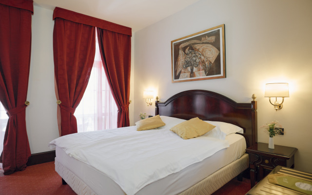 Arbiana Heritage Hotel