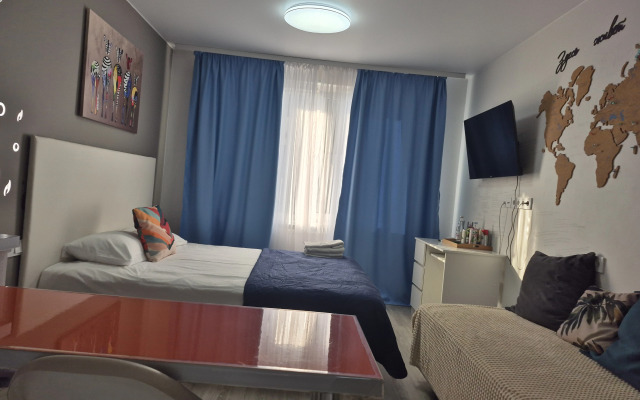 U Metro Bukharestskaya Apartments