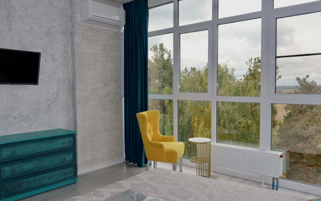 Квартира На Почтовой 4/3 (103н)