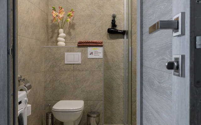 Na Prospekte Vitebskiy 101/1 Apartment