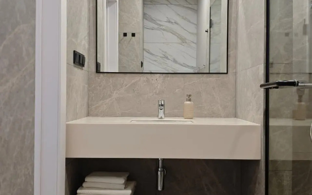 Апартаменты Дизайнерские на Первой Линии Моря