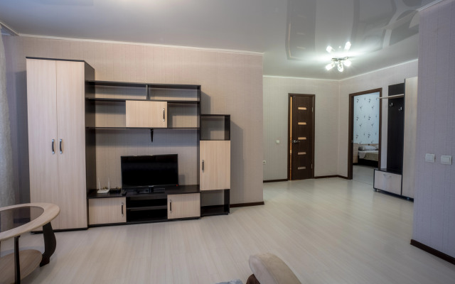 Bolshie Trehkomnatnye Na Glavnom Prospekte Tuly Apartments