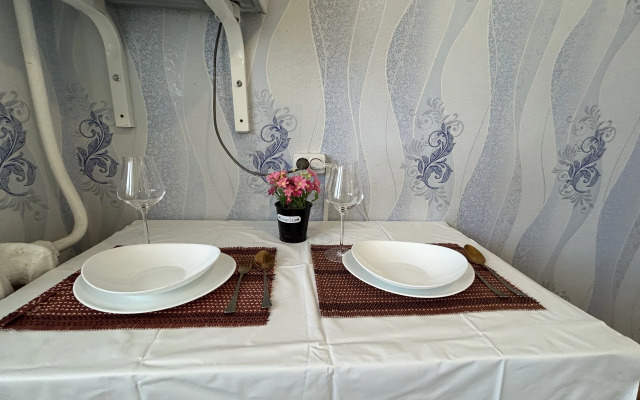 Uyutnaya Na Prospekte Flat