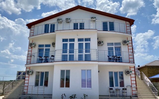 Ostrovok Guest House