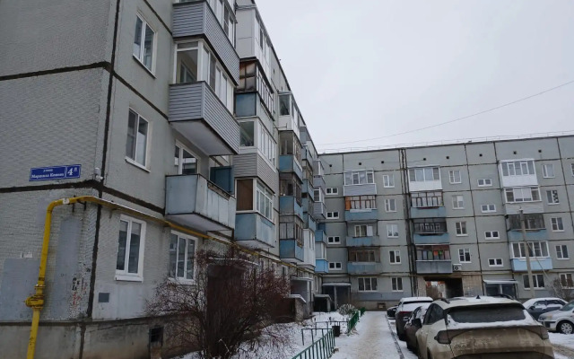 Апартаменты 2х Комнатные на Маршала Конева 4А