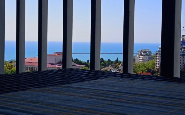 Prostornaya V 300 Metrakh Do Naberezhnoy Flat