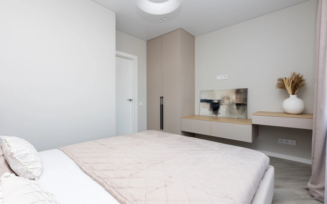 Na Prospekte Dzerzhinskogo Apartments