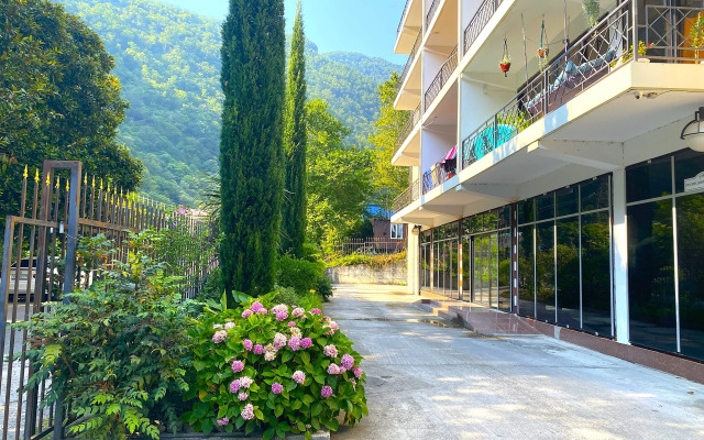 Lotos Apartment Hotel