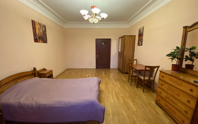 Меблированные комнаты У Максима