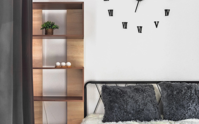 Tikhaya Studiya U Metro Staraya Derevnya Apartments