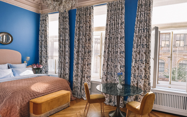 Апартаменты Эксклюзивная квартира Уголок Парижа