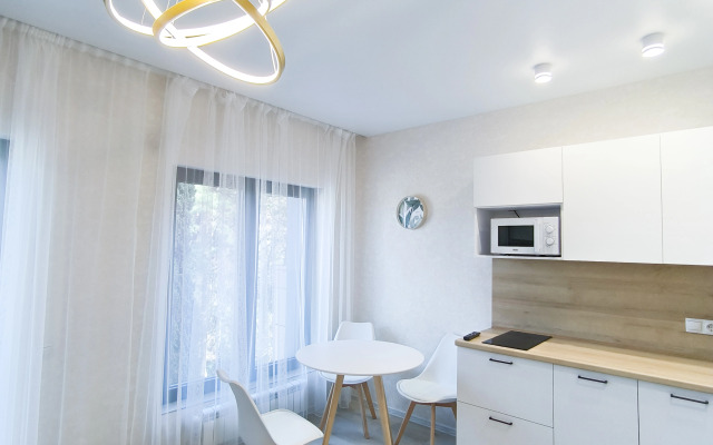 S Balkonom I Vidom Na Sosnovy Bor Flat