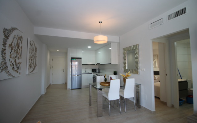 V LaMate Apartments