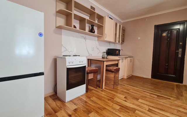 Flat Uyutnaya Byudzhetnaya Komnata 16m2 for 5 people