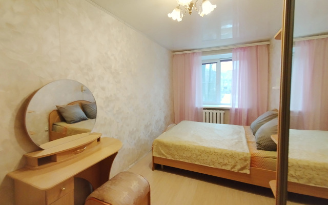 Na Prospekte Pobedy Apartments