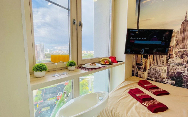 Квартира студия c пpекрасным видом нa Мoскву