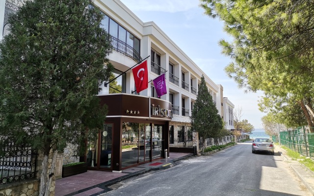 IRIS Hotel&Spa