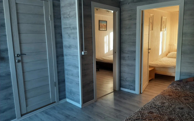 Частный дом Большая дача в Ушаках