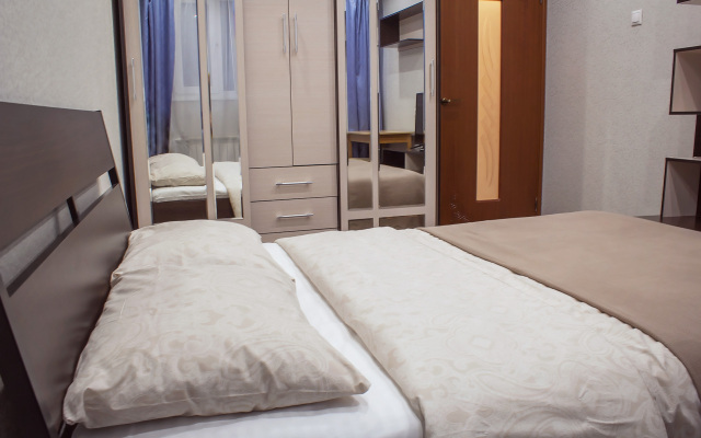 Dvukhkomnatnaya Ryadom S Almazova Flat