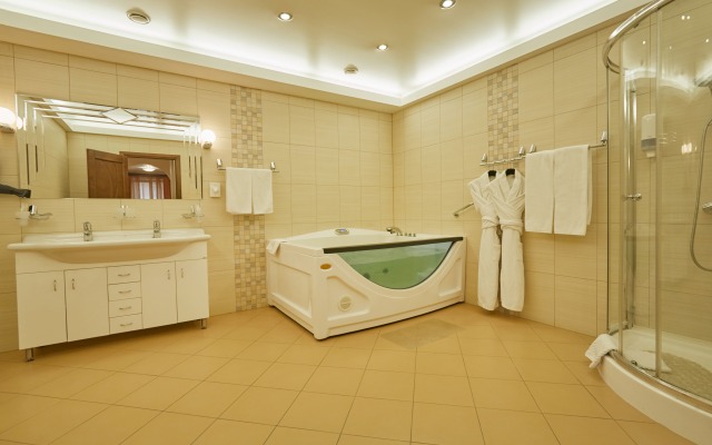 Le Vashoff Hotel