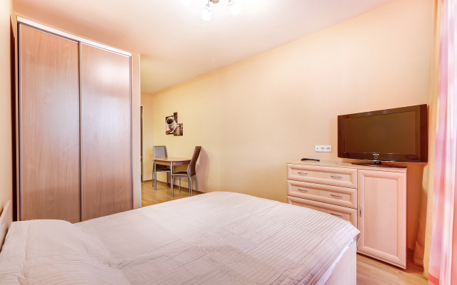 Апартаменты на Дунайском 23