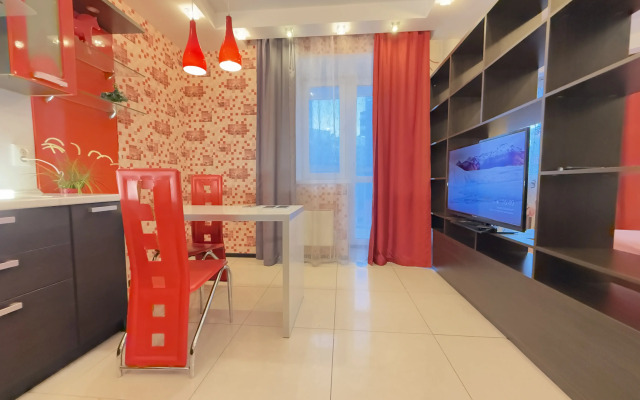 Tut Khorosho Na Surikova 53a 2 Flat