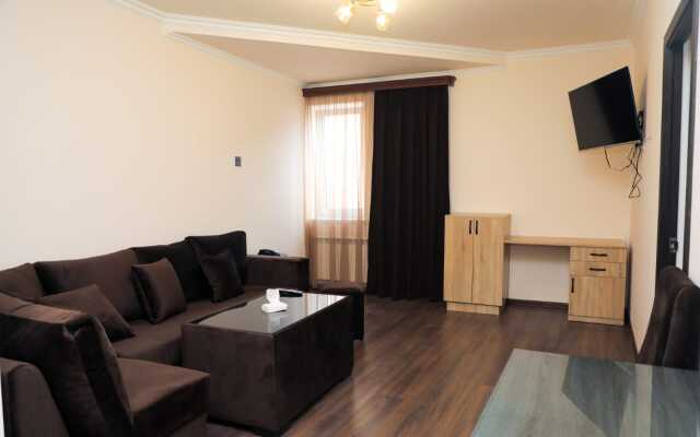 ARAGAST HOTEL & BREWERY пивоварня
