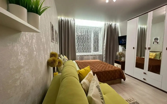 Квартира Живи Тут 89