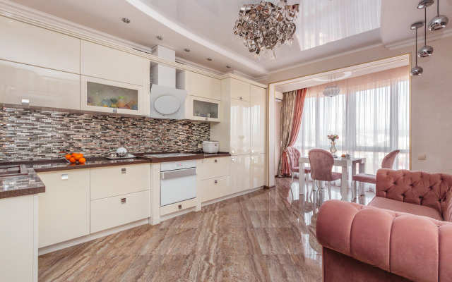 Per. Bogdana Khmelnitskogo 10 Flat
