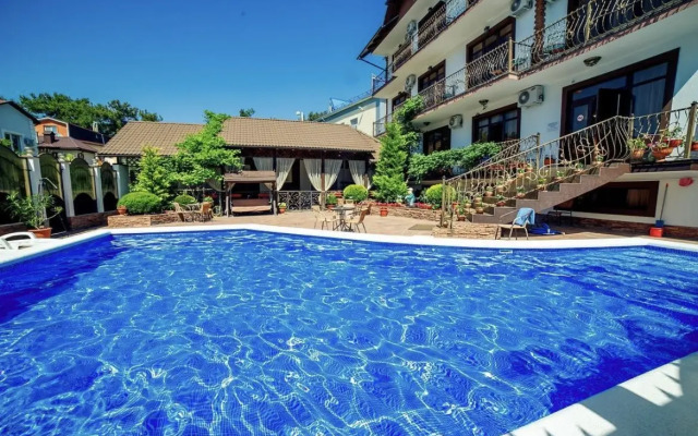 Hotel Paradeyson